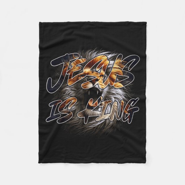 Christian Jesus Is King With Striking Lion Of Juda Fleecedecke (Vorderseite)