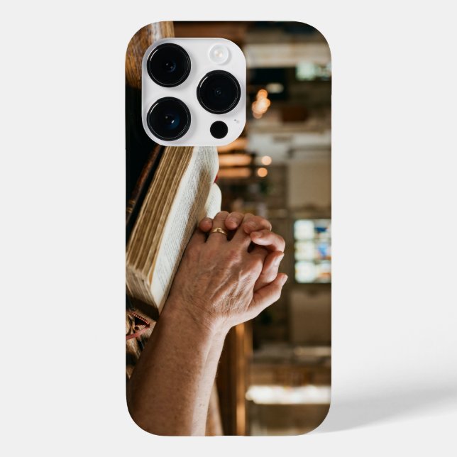 Christian Praying Hands on Bible iPhone Case (Rückseite)