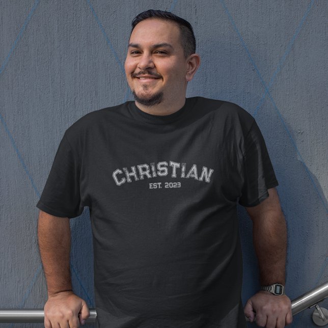 Christliche Taufe Datum gestörte Typografie T-Shirt (Von Creator hochgeladen)