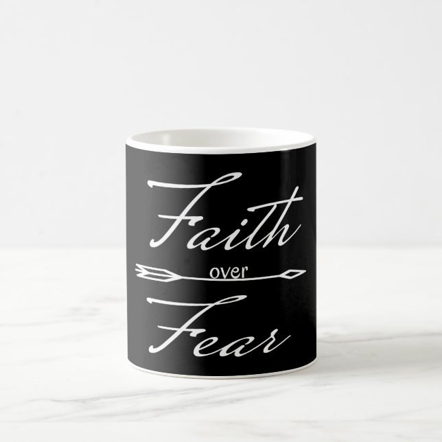 Christlicher Glaube über Angst Kaffeetasse (Mittel)