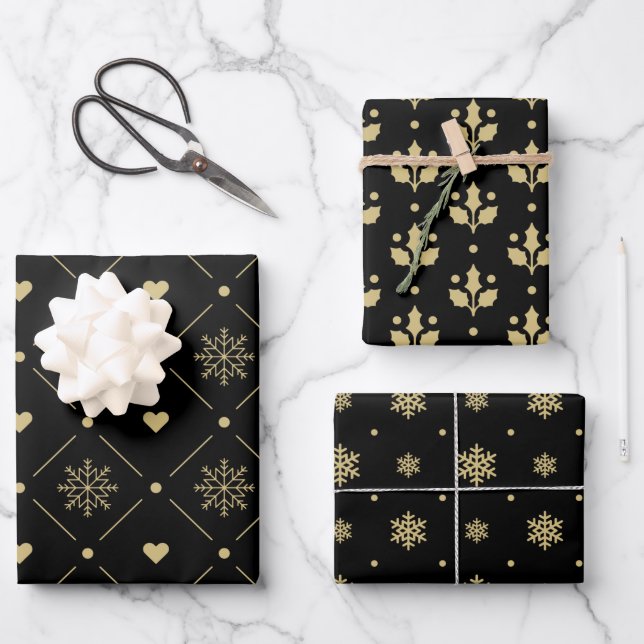 Christmas Black And Gold Snowflake Holly Pattern Geschenkpapier Set (Vorderseite)