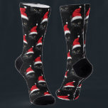Christmas Black Cat Santa Funny Socken<br><div class="desc">Weihnachts Cat ist hier in seiner Weihnachtsmannmütze bereit Weihnachtsfreuden für alle,  die er trifft! Festlich und unterhaltsam werden diese Socken Ihrem Alltag während der Ferienzeit ein wenig Spaß verleihen.</div>