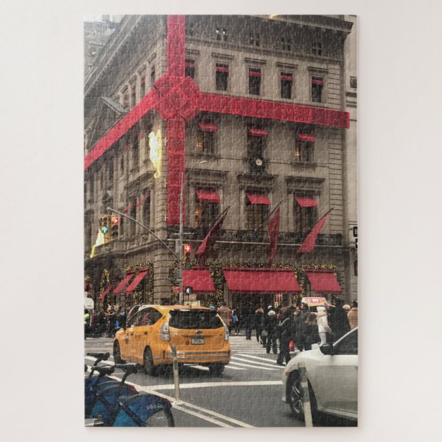 Christmas Bow auf der Fifth Avenue New York City N (Vertikal)