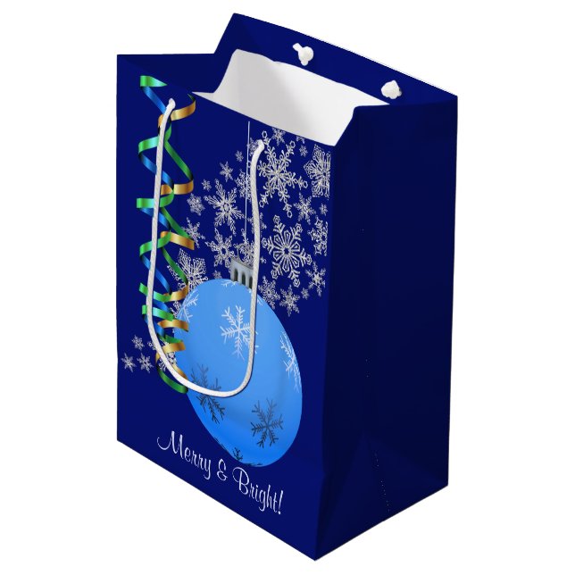 Christmas Bulb Snowflake Blue Mittlere Geschenktüte (Vorderseite Schrägansicht)