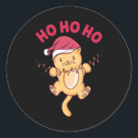Christmas Cat Ho Ho Ho Runder Aufkleber<br><div class="desc">Phantastisches Weihnachtsdesign mit einer Katze,  die eine Weihnachtsmannmütze trägt,  und der Beschriftung "Ho ho ho ho". Ein perfektes Spiel für die kommenden Weihnachtsferien.</div>