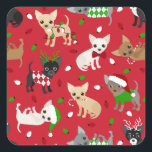 Christmas Chihuahua All Coats Square Sticker<br><div class="desc">Niedliche Weihnachtshunde Chihuahua mit schwarzen,  bräunlichen,  cremefarbenen,  blauen und grauen Mänteln in festlichen Urlaubssoutiquen,  Weihnachtsmannmützen und Raute Pullover mit verstreuten Weihnachtsschmuckmustern.</div>
