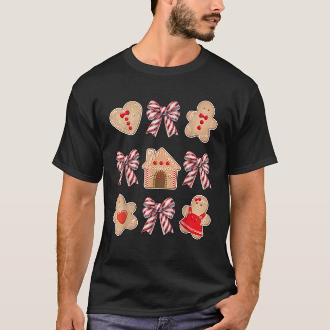 Christmas Coquette Bows Candy Canes and Gingerbrea T-Shirt (Vorderseite)