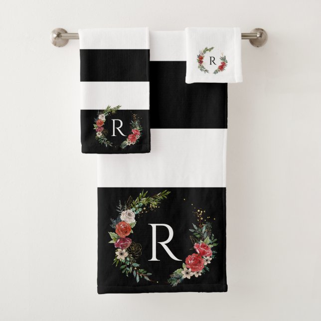 Christmas floral wreath stripes monogram badhandtuch set (Insitu)