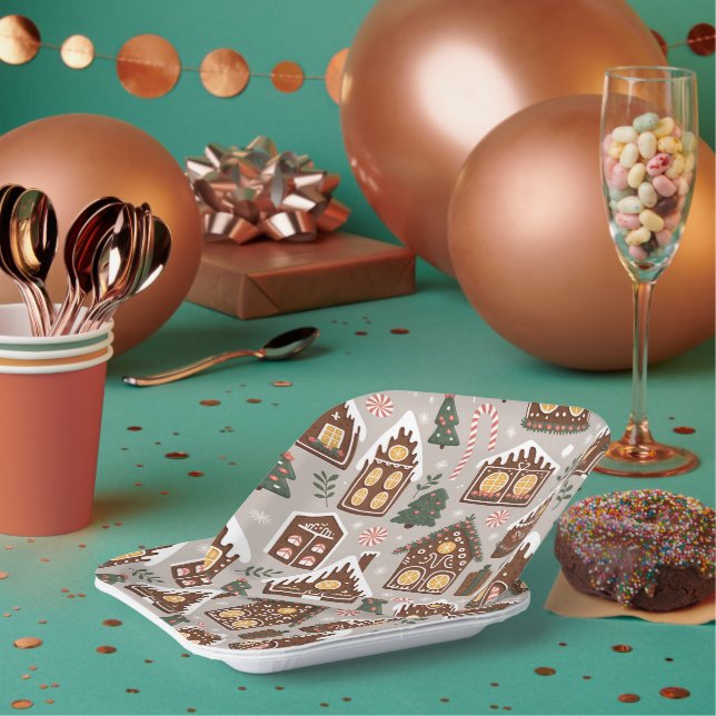 Christmas Gingerbread Houses Holiday Pattern Pappteller (Multi)