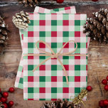 Christmas Gingham - Rot, Grün und Weiß Geschenkpapier Set<br><div class="desc">Alle 3 Packpapierblätter sind in der gleichen roten,  grünen und weißen Gingham-Ausführung. Ideal für Weihnachtsminimalisten und ist altersneutral und geschlechtsneutral. Papierrollen im gleichen Design sind hier zu finden: https://www.zazzle.com/z/7hbovw6i?rf=238986706153284958</div>