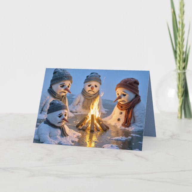 Christmas Humor Snowmen Melting Around a Campfire Karte (Vorderseite)