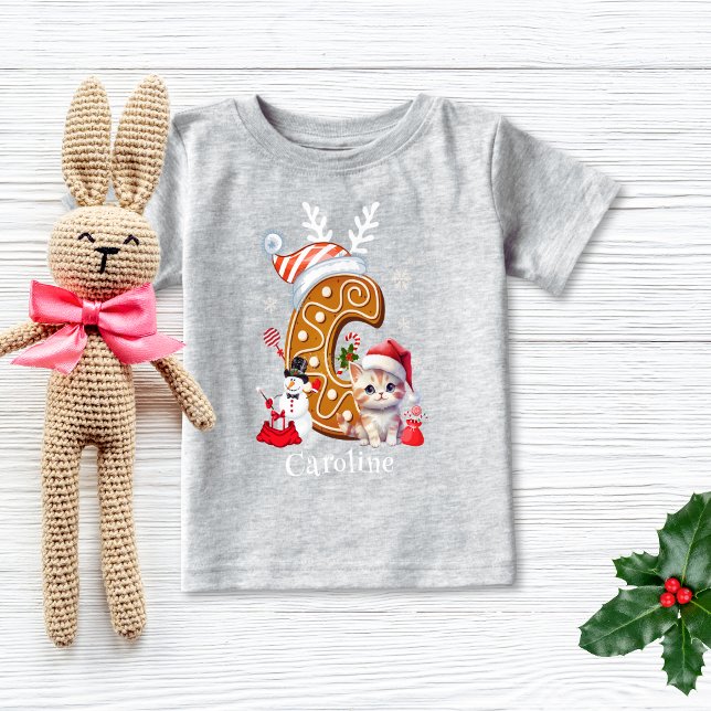 Christmas Kitten Gingerbrett Name Letter C Girl Baby T-shirt (Von Creator hochgeladen)
