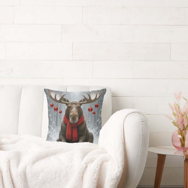 Christmas Moose With Holiday Ornaments Kissen (Liege)