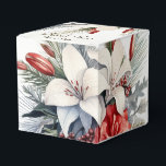 Christmas Party White Red Flowers Holidays Elegant Geschenkschachtel<br><div class="desc">Christmas Party White Red Flowers Holidays Elegant Favor Boxes. Unique,  beautiful,  stylish design. Easy to be personalized. Font style,  size and colors can be changed. Matching items available.</div>