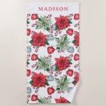 Christmas Poinsettia Pattern Strandtuch<br><div class="desc">Es gibt schöne heilige Beeren, rote und grüne Poinsettien und herzförmige Ornamente mit Schneeflocken.</div>