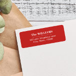 Christmas Red Bold Moderne Eleganter Familienname<br><div class="desc">Mit diesem individuellen Rücksendelabel, das Ihren Familiennamen in einem klassischen, eleganten, modernen, feinen Serifenfett-Schriftart und Ihre Rücksendeadresse in chic italics, schön durch eine schlanke waagerechte Linie getrennt, aussehen alle Poststücke elegant und elegant. Egal ob Sie alltägliche Post, Hochzeitseinladungen, Urlaubskarten, Graduierungsankündigungen, Einladungen zur Babydusche, Party-Einladungen, Geburtstagseinladungen oder Geschäftskorrespondenz versenden, dieses Label...</div>