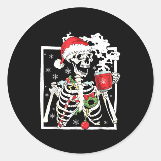 Christmas Skeleton With Smiling Skull Drinking Cof Runder Aufkleber (Vorderseite)