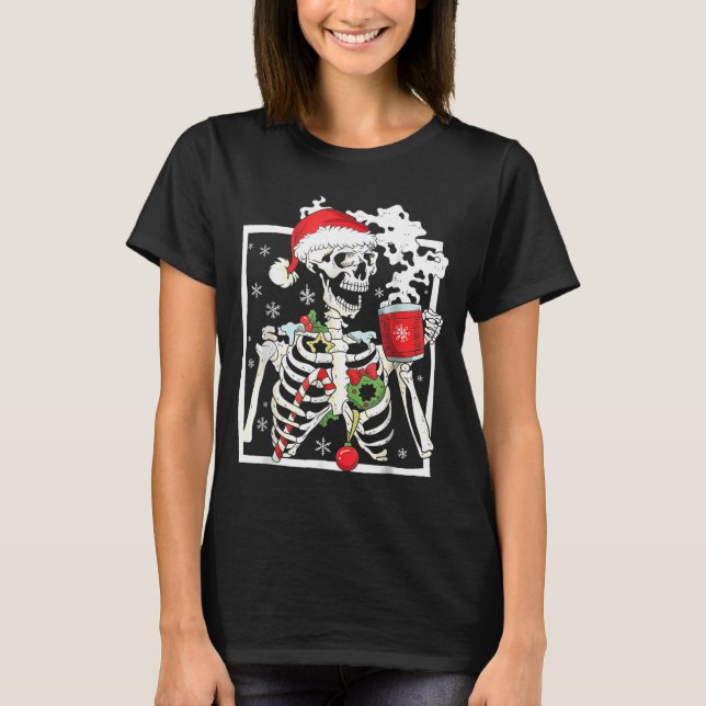 Christmas Skeleton With Smiling Skull Drinking Cof T-Shirt (Vorderseite)