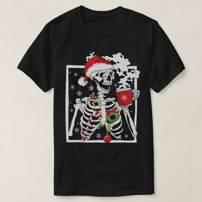 Christmas Skeleton With Smiling Skull Drinking Cof T-Shirt (Design vorne)