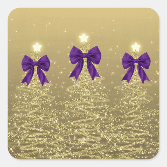 Christmas Sparkling Trees Gold Faux Purple Bow  Quadratischer Aufkleber (Vorderseite)