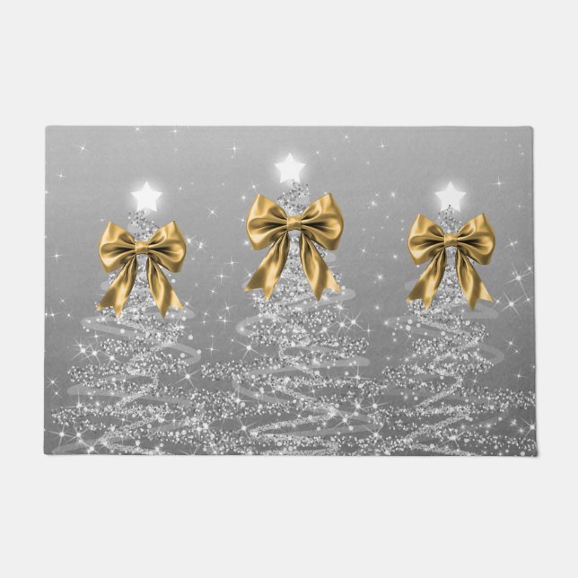Christmas Sparkling Trees Silver Faux Gold Bow  Fußmatte (Vorderseite)