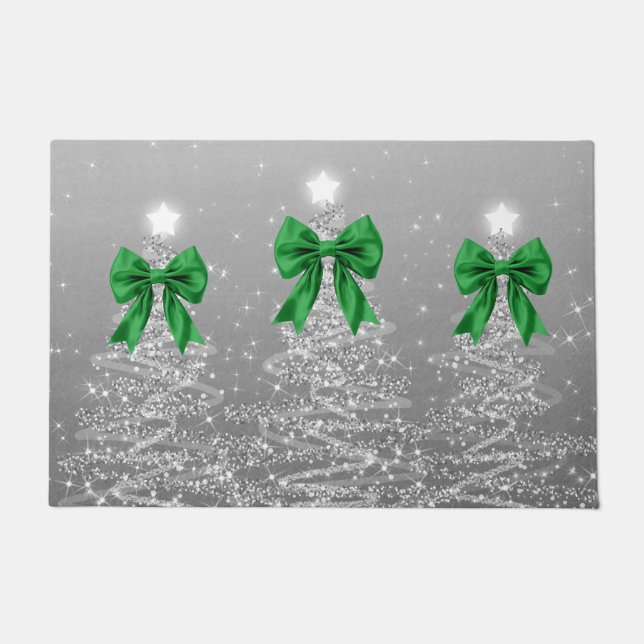 Christmas Sparkling Trees Silver Faux Green Bow  Fußmatte (Vorderseite)