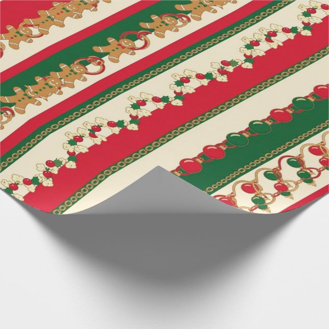 Christmas Stripes Gingerbread & Ornaments Pattern Geschenkpapier (Ecke)