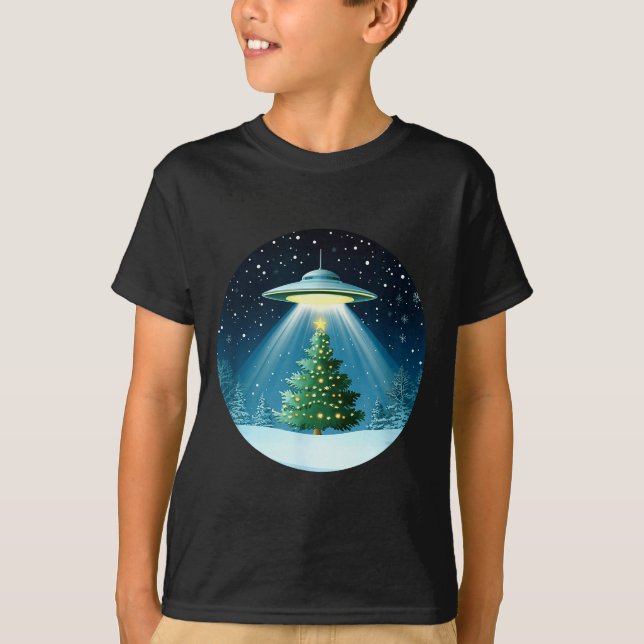 Christmas Tree Beamed By Ufo For Interstellar Holi T-Shirt (Vorderseite)
