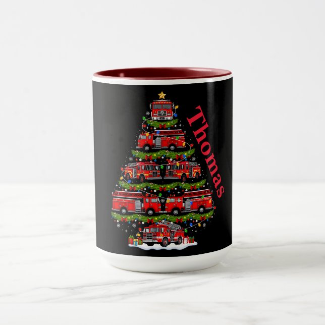 Christmas Tree Design Made of Fire Trucks  Tasse (Zentrum)