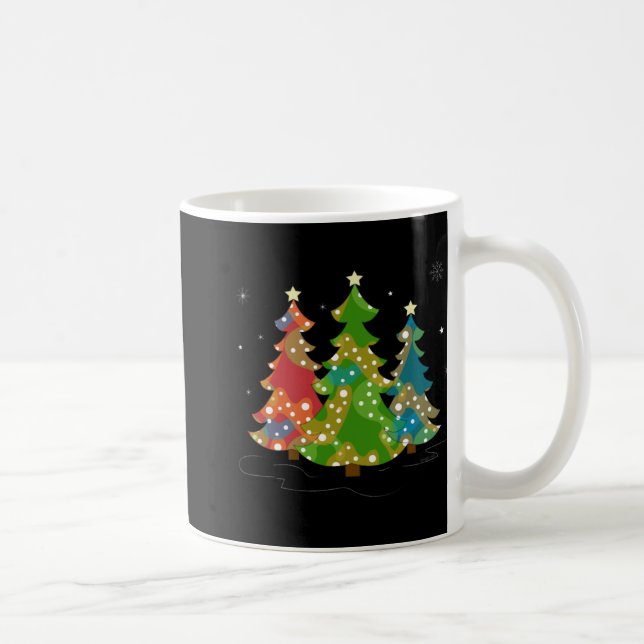 Christmas Trees Snowflakes Whimsical Fun Red T Shi Kaffeetasse (Rechts)