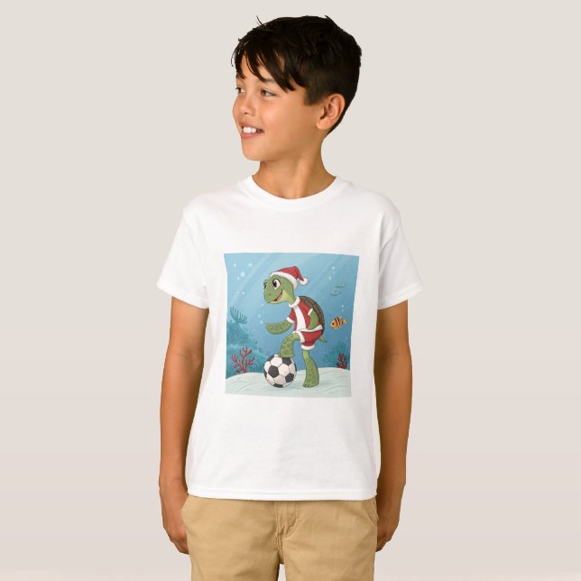 Christmas Turtle playing football T-Shirt (Vorne ganz)