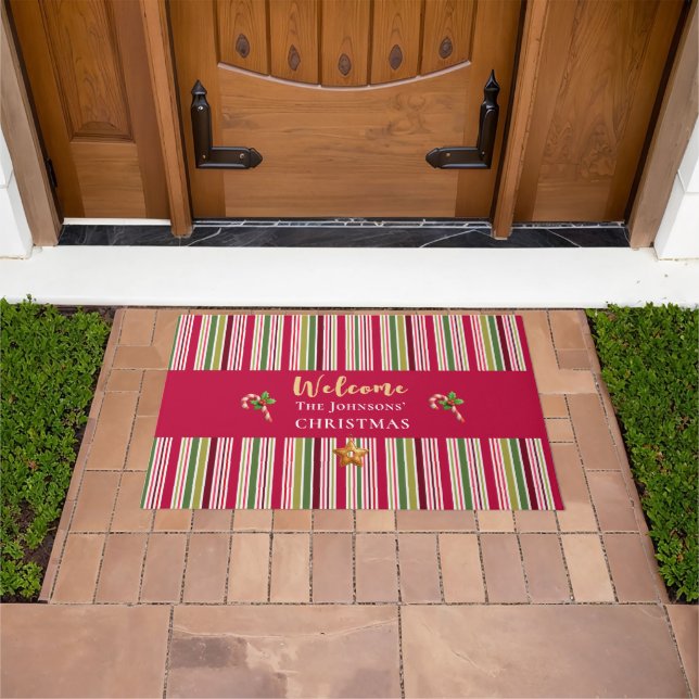 Christmas Welcome – Red, Green & Gold Stripes Fußmatte (Außenbereich)