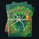 Christmas Wreath Monogram Hunter Green Geschenkpapier Set<br><div class="desc">Attraktive Weihnachtskranzmonogramm mit Rotkehlvögeln.</div>