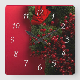 christmas wreath with red berries      quadratische wanduhr