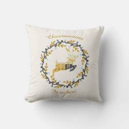 Christmastime Deer with Wreath Yellow Cream Kissen