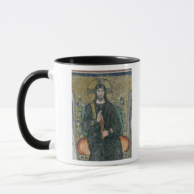 Christus inthronisierte mit den Engeln Tasse (Links)