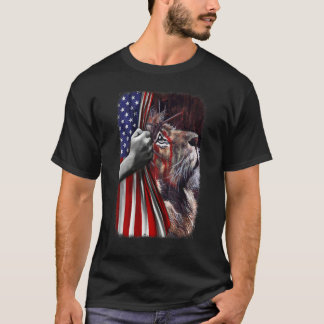 Christus Jesus Löwe von Juda Amerikanische Flagge  T-Shirt