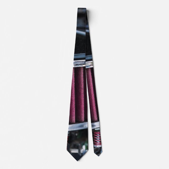Chrome Air Intake Neck Tie Krawatte (Vorderseite)