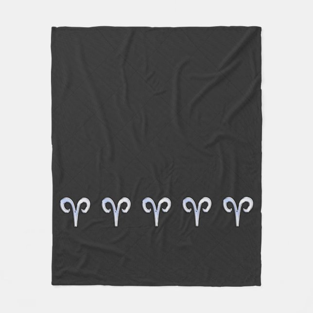 Chrome like Aries Zodiac Symbol Snake Skin Style Fleecedecke (Vorderseite)