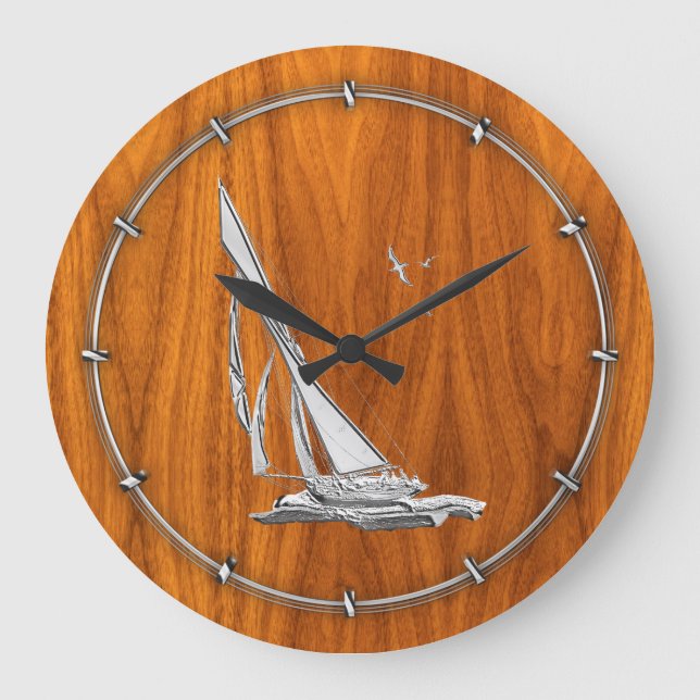 Chrome Like Sailboat auf Teak Veneer Große Wanduhr (Vorderseite)