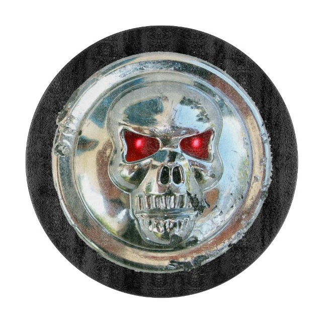 CHROME SKULL IN SCHWARZ SCHNEIDEBRETT (Vorderseite)