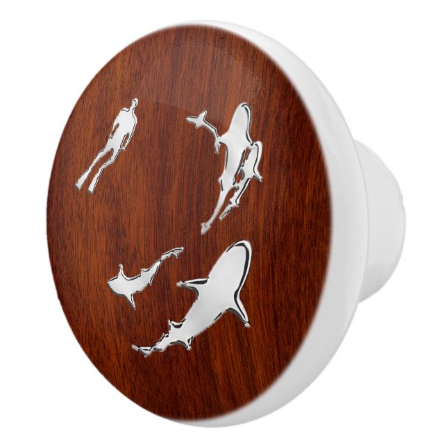 Chromhaie auf der nautischen Mahogany Grain Print Keramikknauf (Rechts)