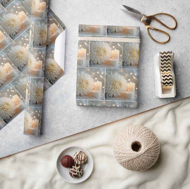 Chrysanthemum Blume und Kerzen Hochzeiten Geschenkpapier (Kunsthandwerk)