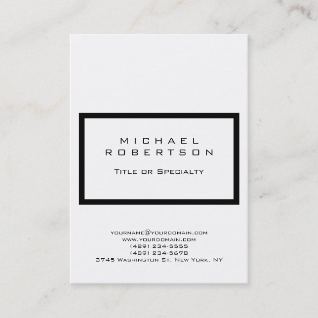Chubby Modern White Clean Business Card Visitenkarte (Vorderseite)