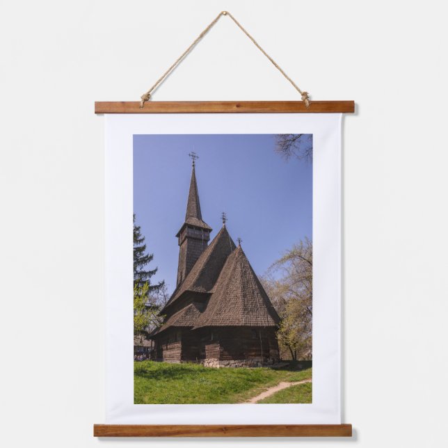 Church Romania Village Wandteppich Mit Holzrahmen (Vorderseite)