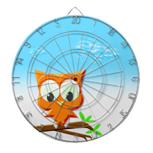 Cible De Fléchettes Petite chouette sur une branche