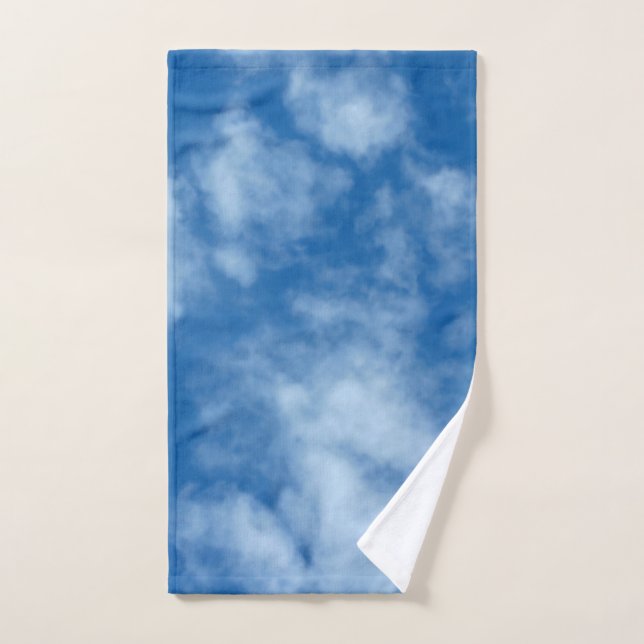 Ciel bleu avec nuages Photographie de la nature (Serviette à main)