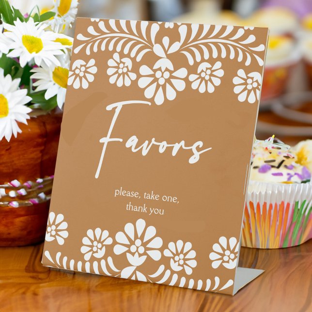 Cielito lindo Terracotta Babydusche bevorzugt Tisc Sockelschild (Cielito lindo terracotta Mexican fiesta papel picado baby shower favors table pedestal sign)