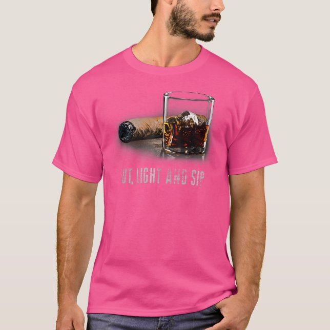 Cigar And Bourbon Great For Cigar Lounge Lovers T-Shirt (Vorderseite)