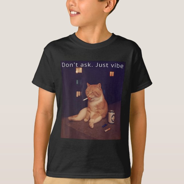 Cigarette Kitten Funny Smoking Cat Meme Stud Gehir T-Shirt (Vorderseite)